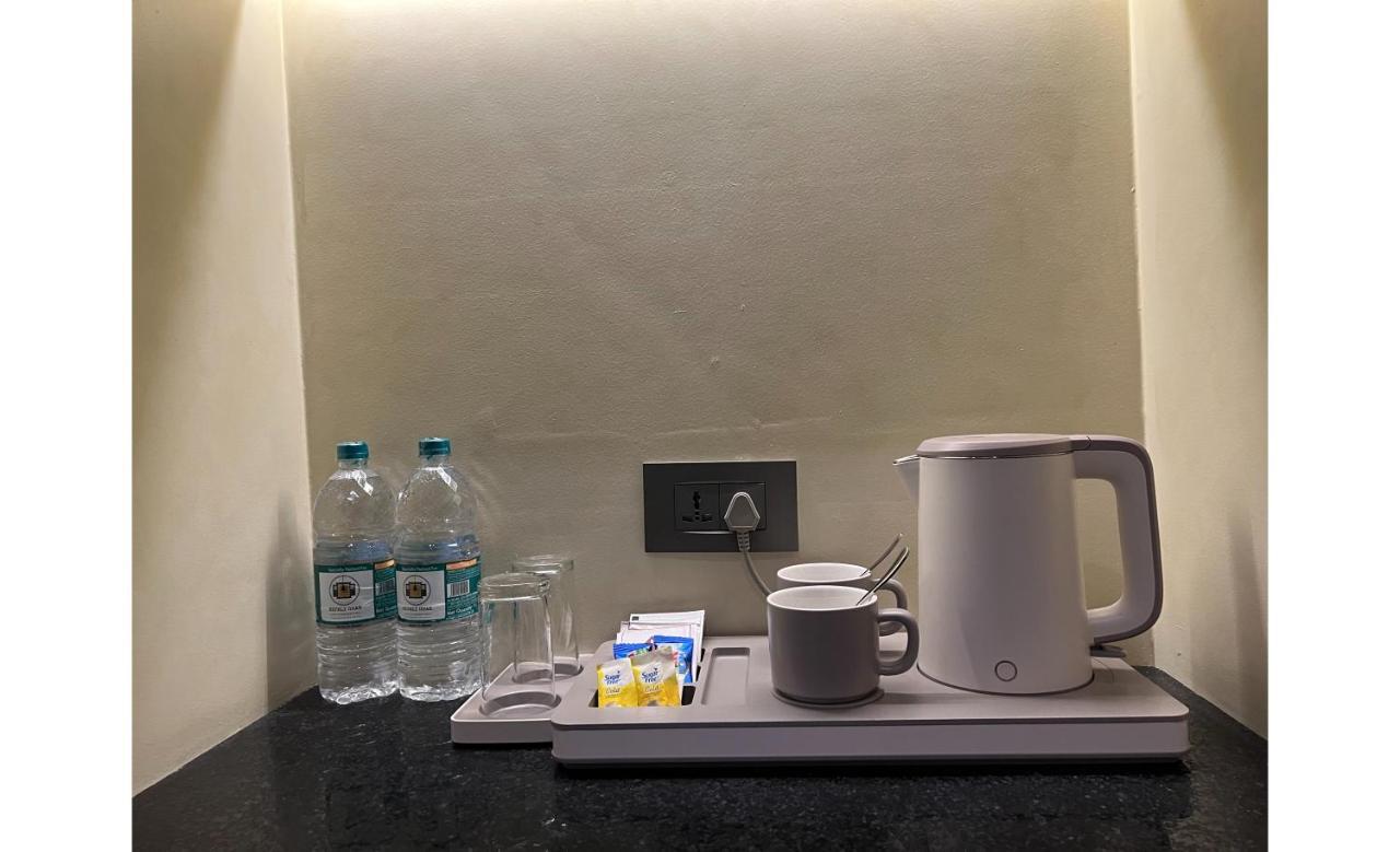 Seto Ghar Hotel Kathmandu Bagian luar foto